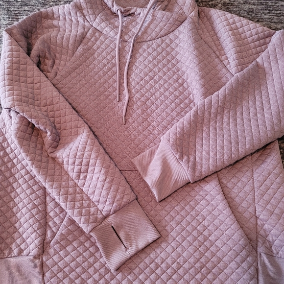 BNWOT Purple Quilted Sweater - XL - Picture 2 of 4